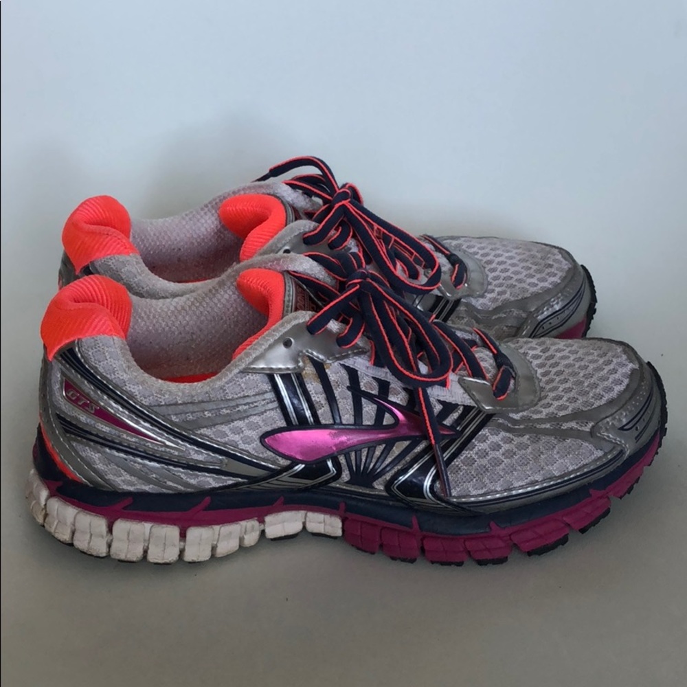 Brooks Adrenaline GTS 14 Running Shoes Wide D US 7